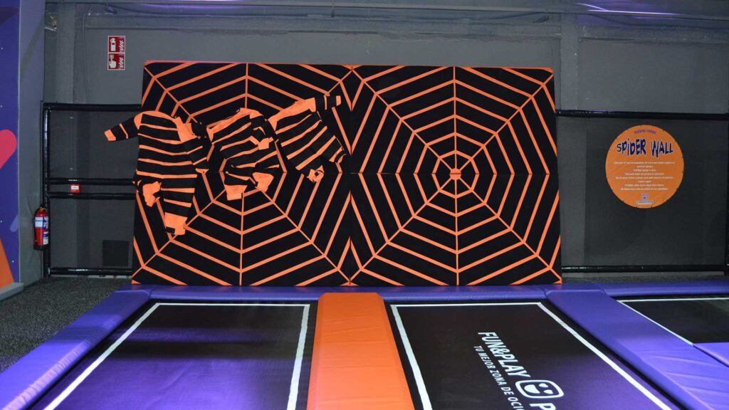 spider-wall-fun-play-park-ocio-basauri-bilbao-bizkaia